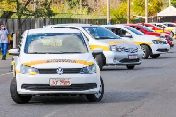 Auto Escolas